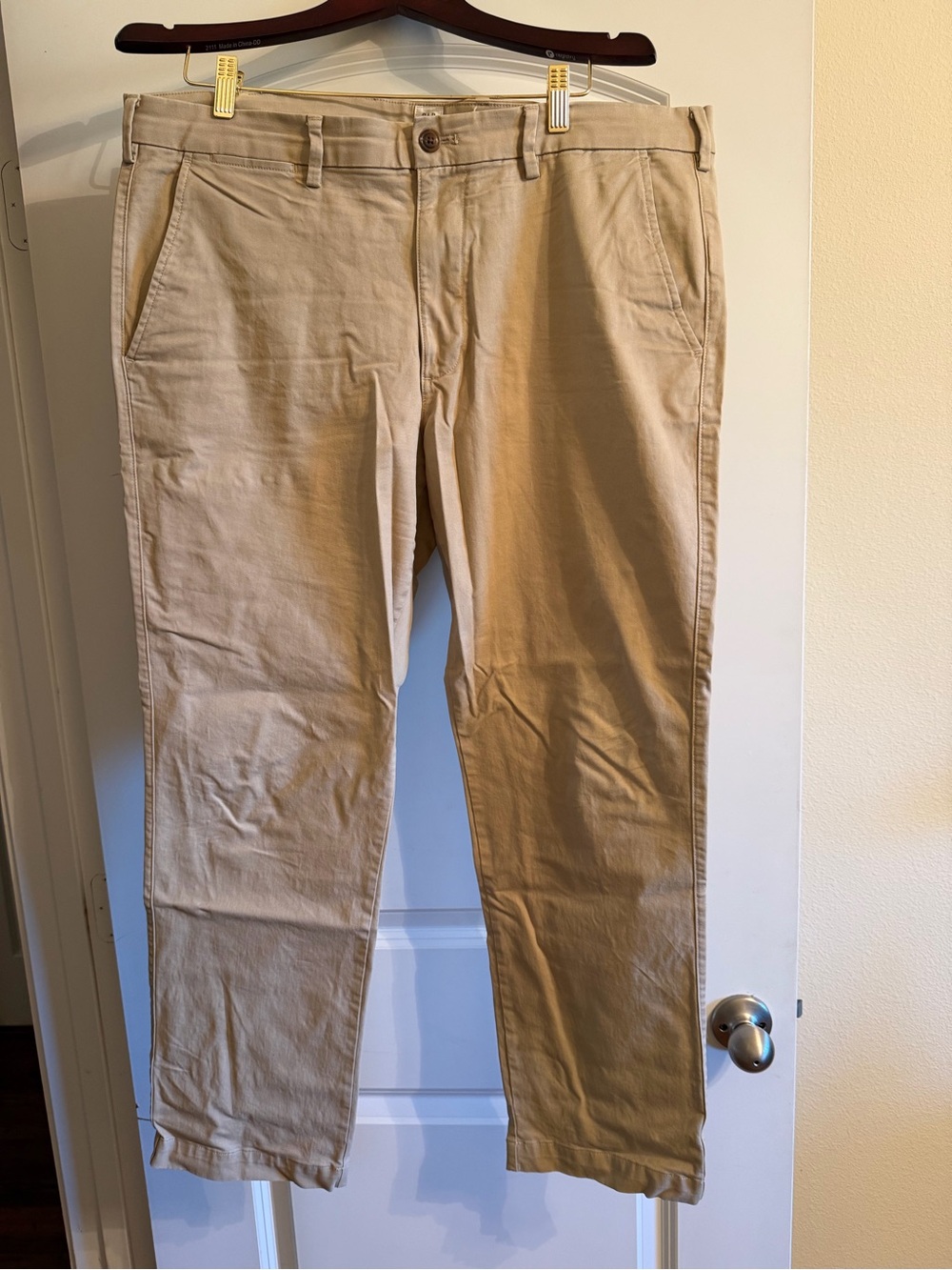 GAP Men's Khaki Straight-Leg Chinos